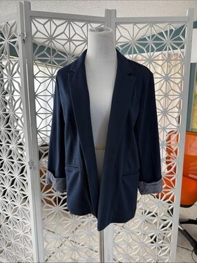 Skies Are Blue Navy Open-Front Blazer with Rolled Sleeves
